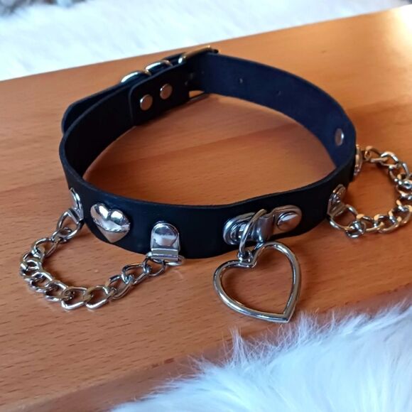 PURPLE, PINK or BLACK Heart Pendant Choker Necklace - Picture 9 of 12